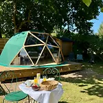 Le Dome En Seine, Proche Giverny Moisson